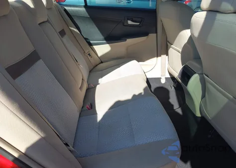 2012 Toyota Camry Le z USA, uszkodzony, nr VIN 4T1BF1FK0CU620796